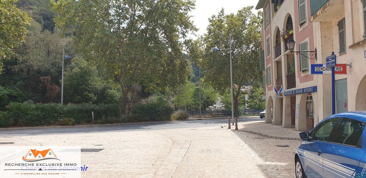 Aux portes de Nice : Appartement de 3 pièces, terrasses, 2 places de parking en sous-sol - photo 6