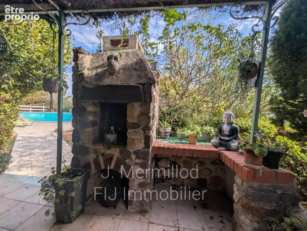 Maison 7 pièces / 183 m² / 393 000 EUR / SAINT-PRIVAT-DES-VIEUX - photo 19