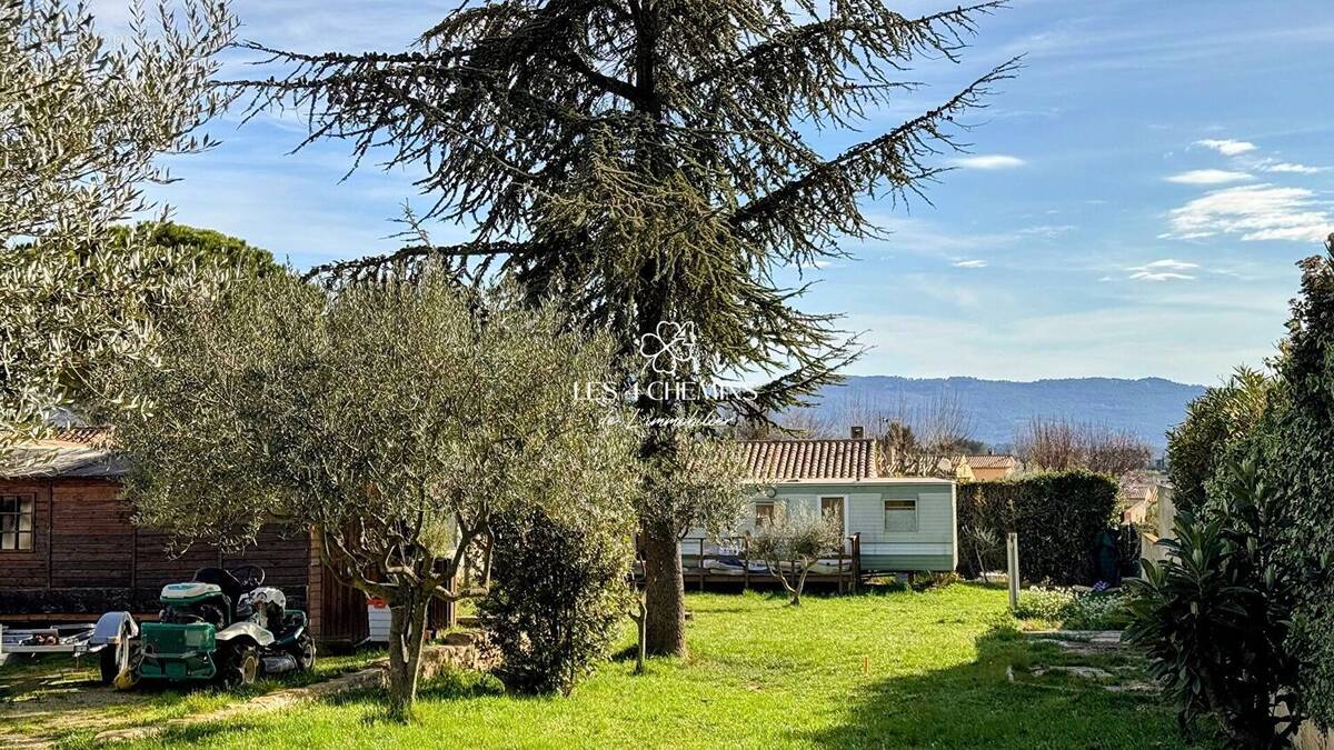 Terrain à POURRIERES