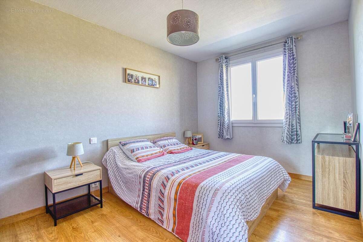 Maison 115 m² à Orban  - photo 4