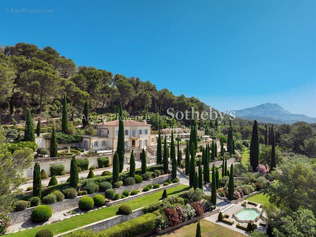 Maison à AIX-EN-PROVENCE