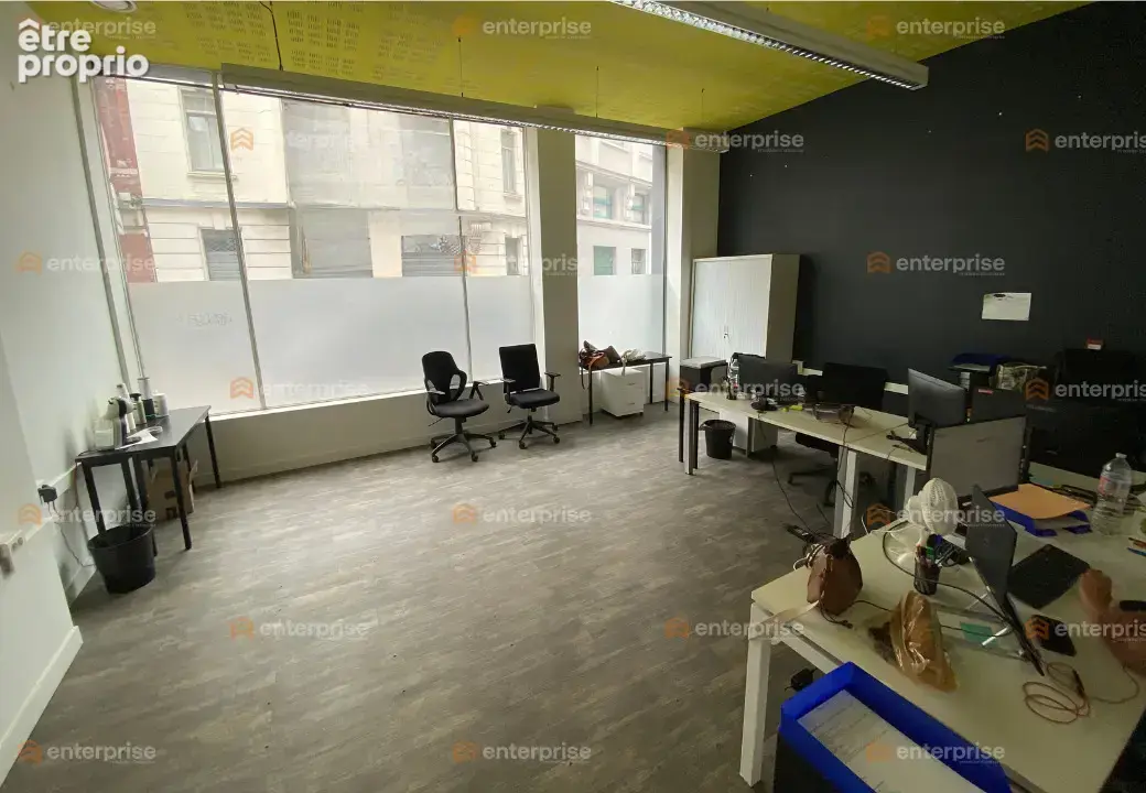 A vendre - bureaux rez-de-chaussee - 300m2 - lille hyper centre - photo 6