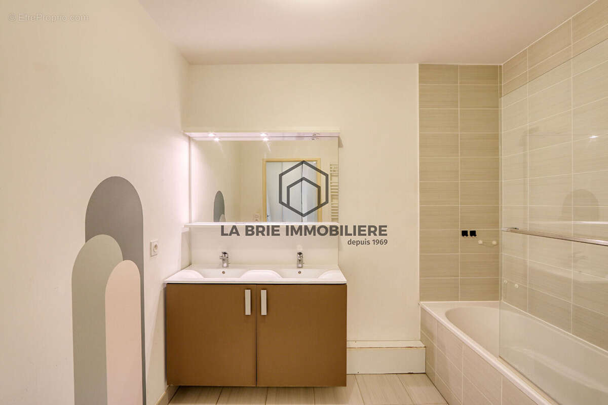 Appartement à VILLECRESNES