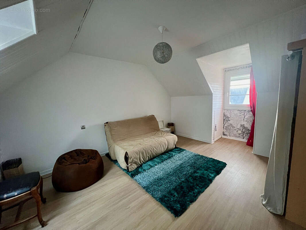 Maison à PARCAY-MESLAY