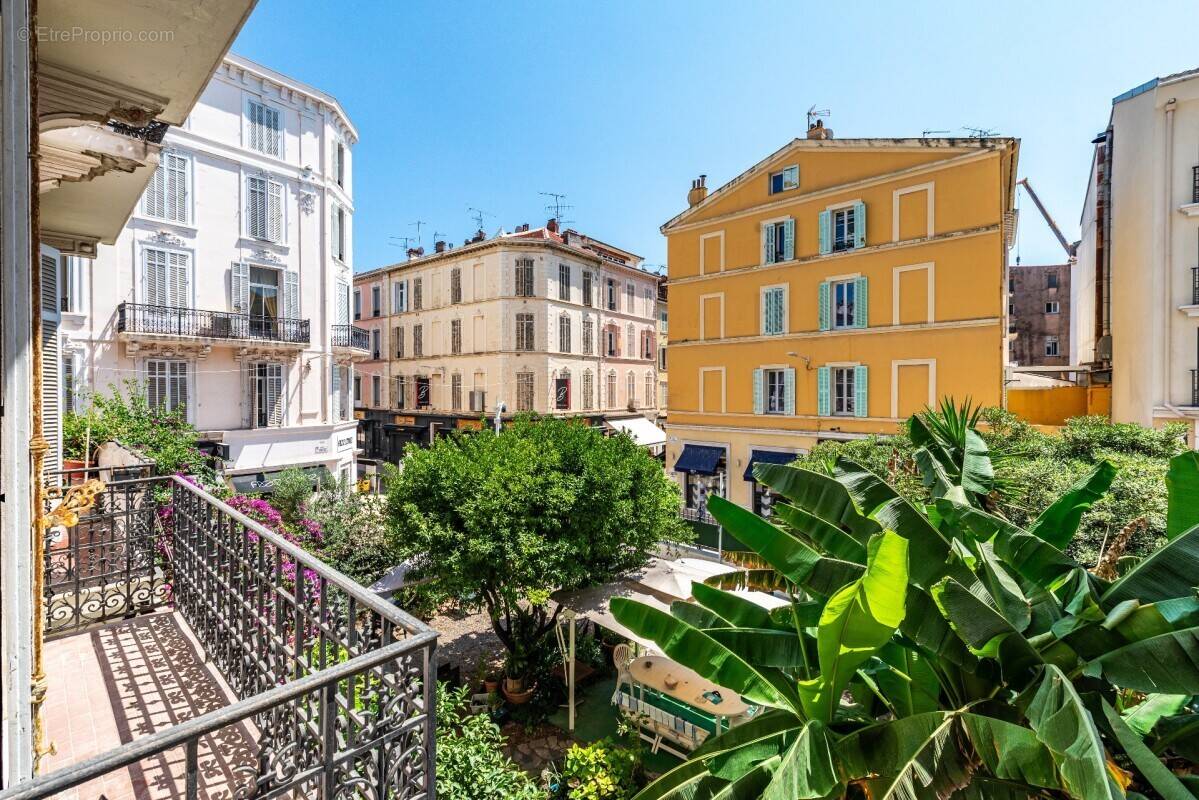 Appartement à CANNES