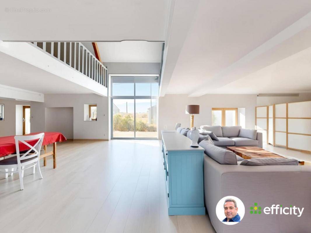 Maison à LAPEYROUSE