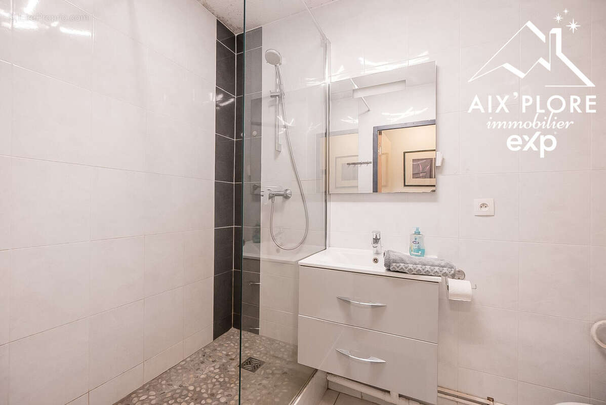 Appartement à SAINT-MARTIN-D'URIAGE