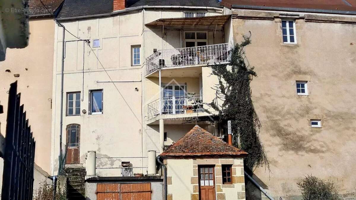 Maison à BOURBON-L&#039;ARCHAMBAULT