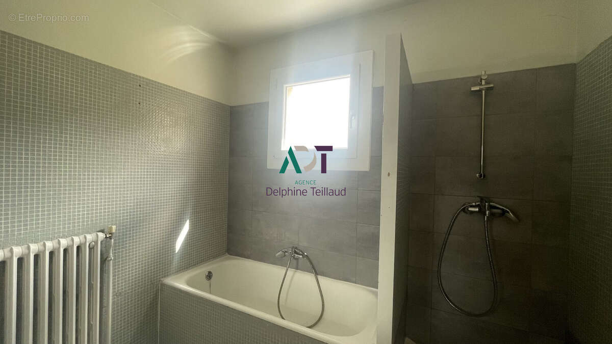 Appartement à GIERES