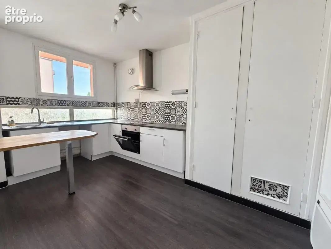 Appartement à FOUGERES