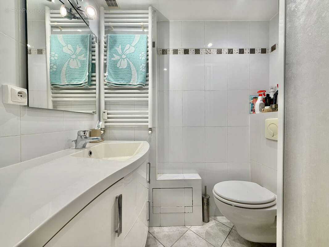 Appartement à ROQUEBRUNE-CAP-MARTIN