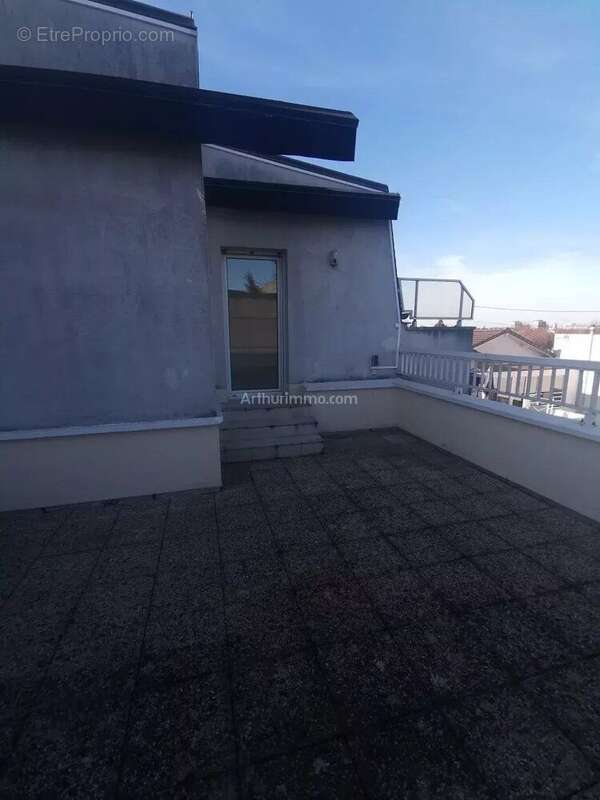 Appartement à CLICHY-SOUS-BOIS