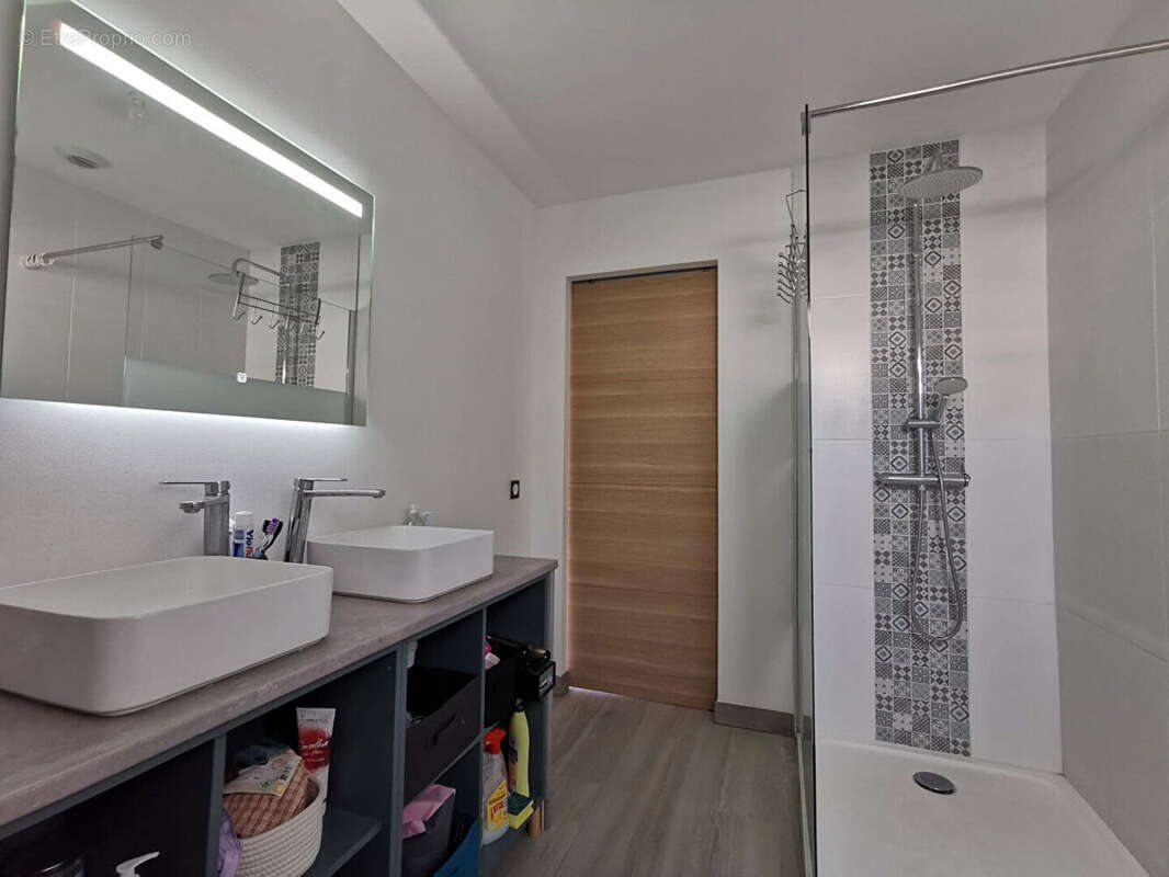 Maison à SAINT-MARTIN-DE-NIGELLES