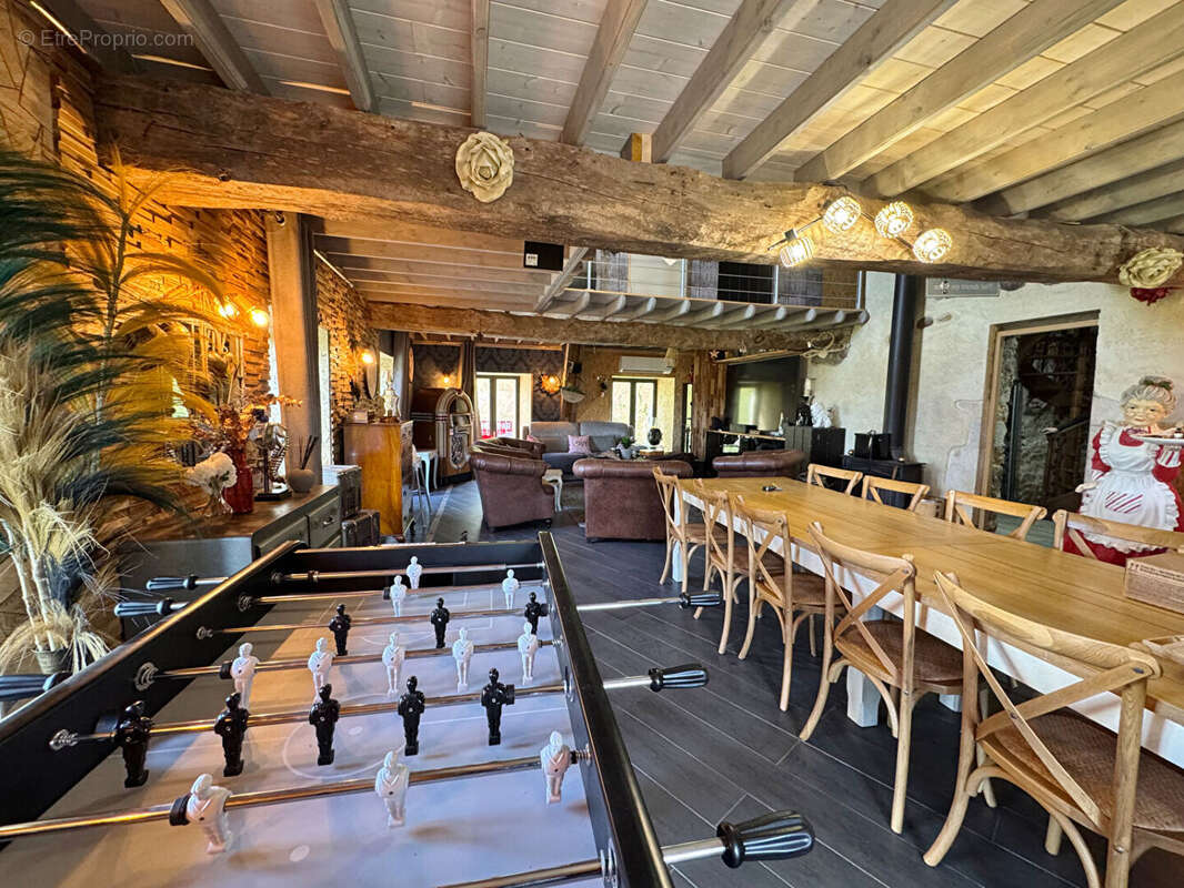 Appartement à L'ETANG-BERTRAND