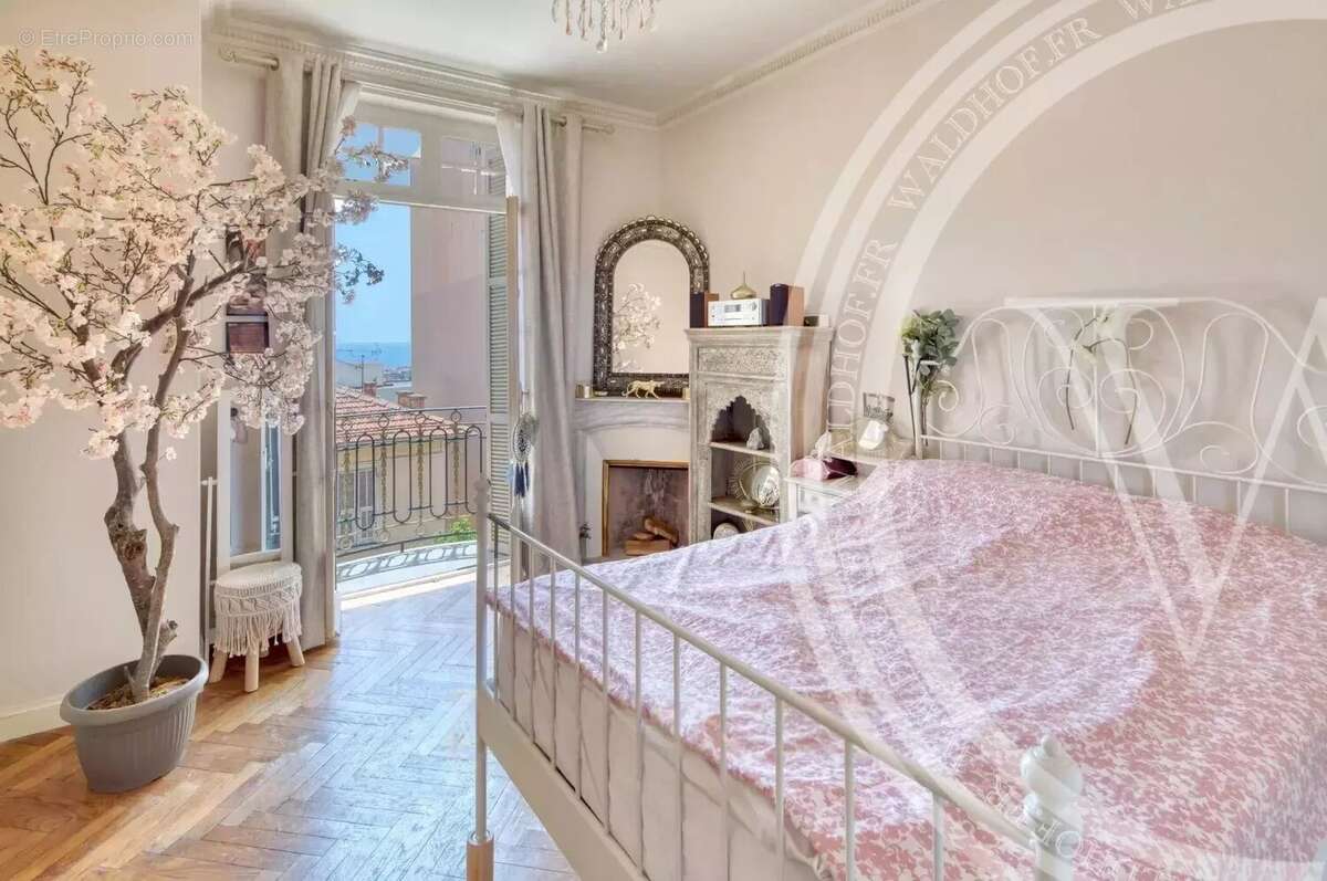 Maison à BEAUSOLEIL