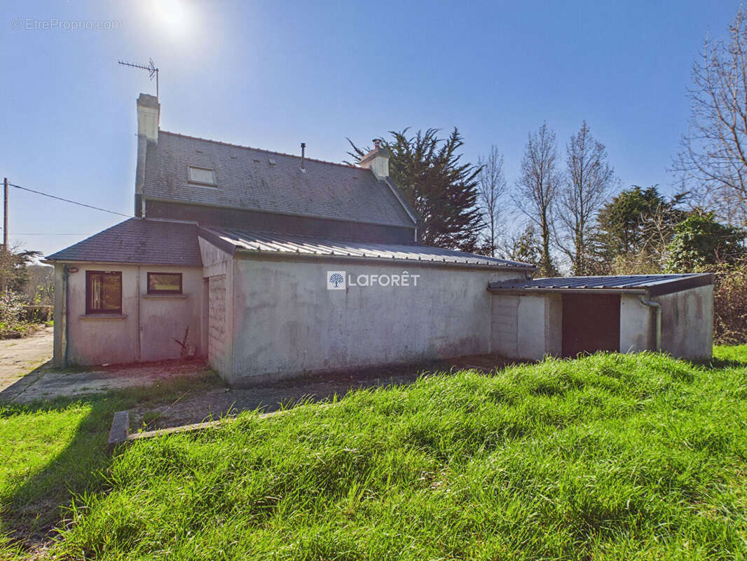 Maison à AUDIERNE