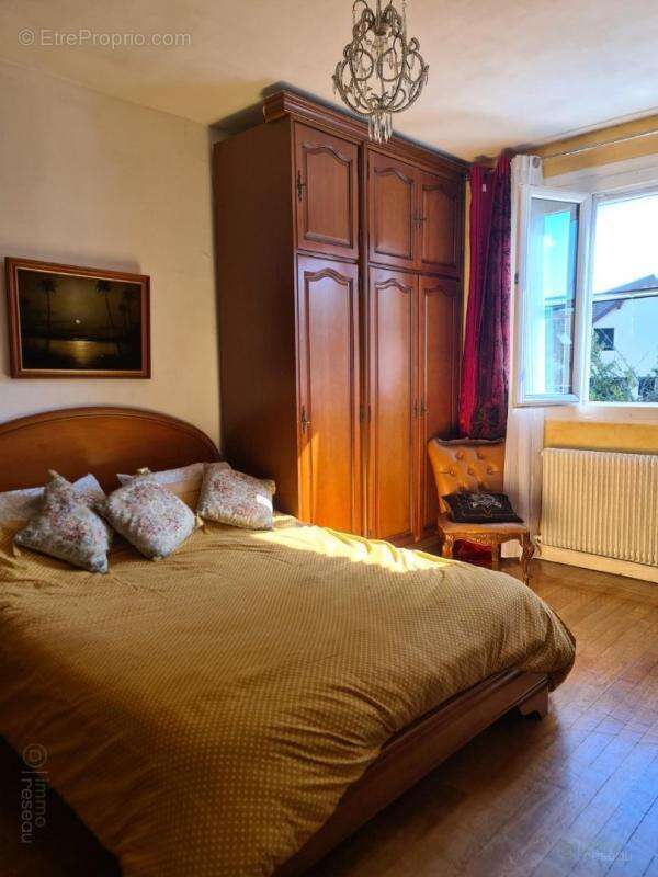 Maison à VILLENEUVE-SAINT-GEORGES