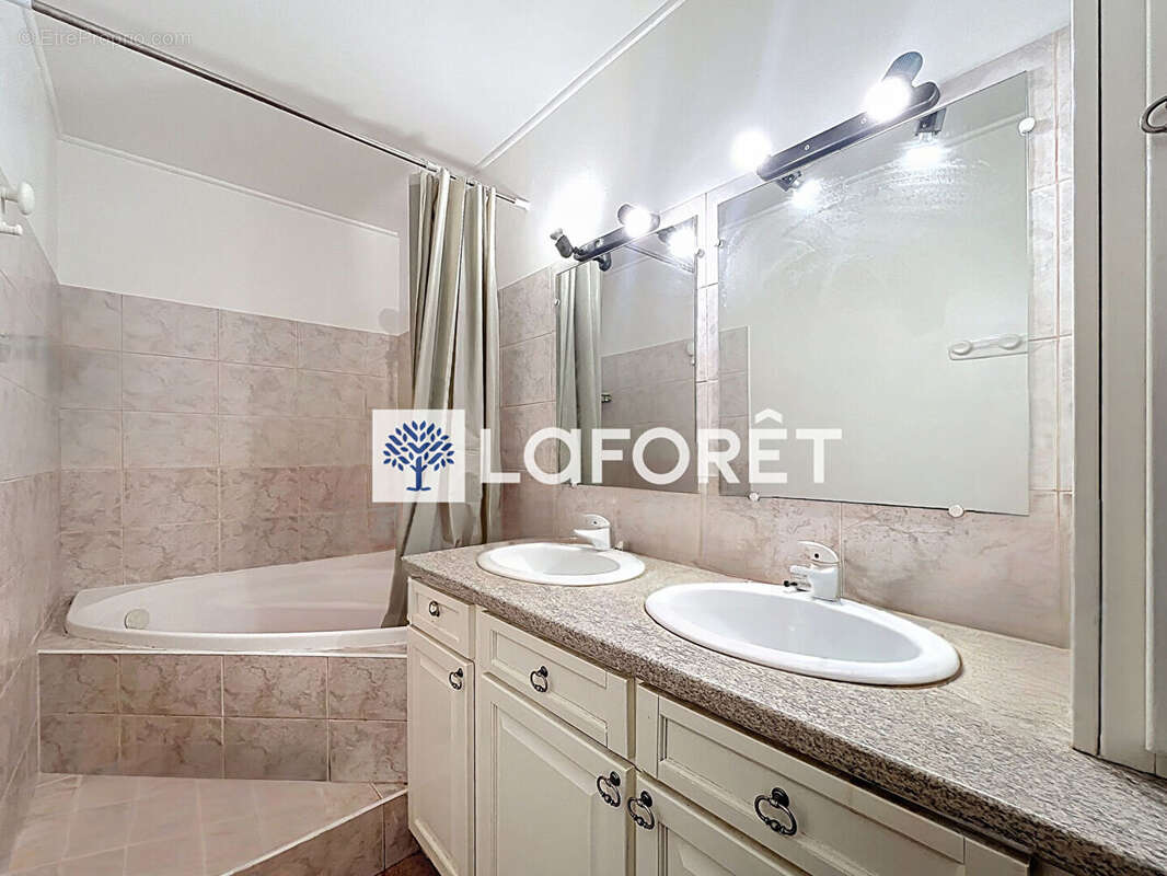 Appartement à POISSY