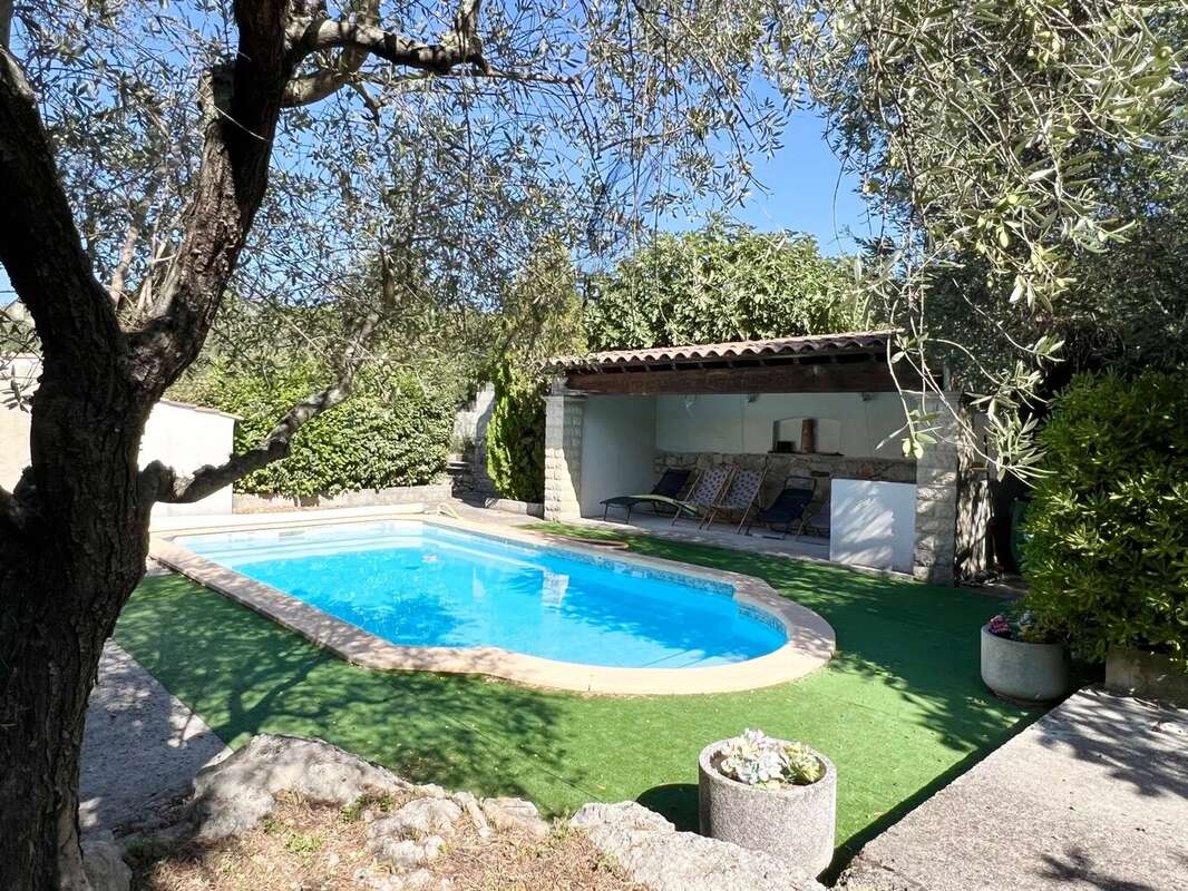 Maison à CAMPS-LA-SOURCE