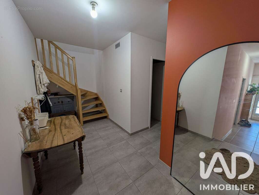 Maison 78 m² à Bizanet  - photo 5