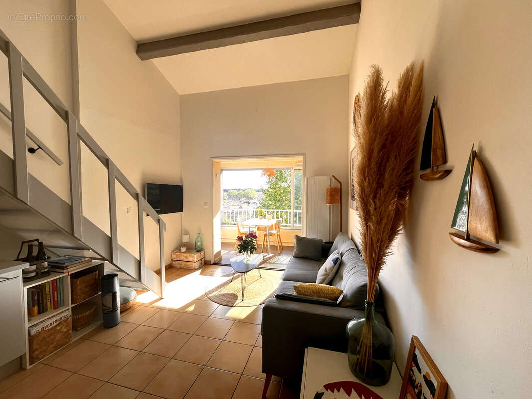 Appartement à SIX-FOURS-LES-PLAGES