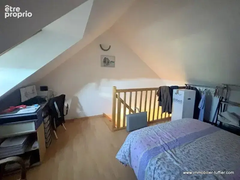 Le Breil-sur-Mérize – Petite maison pleine de potentiel ! - photo 6