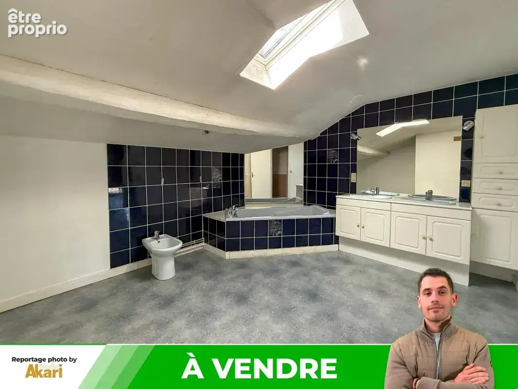 Appartement 6 pièces 406 m² à vendre à Savigne (86400) - photo 12