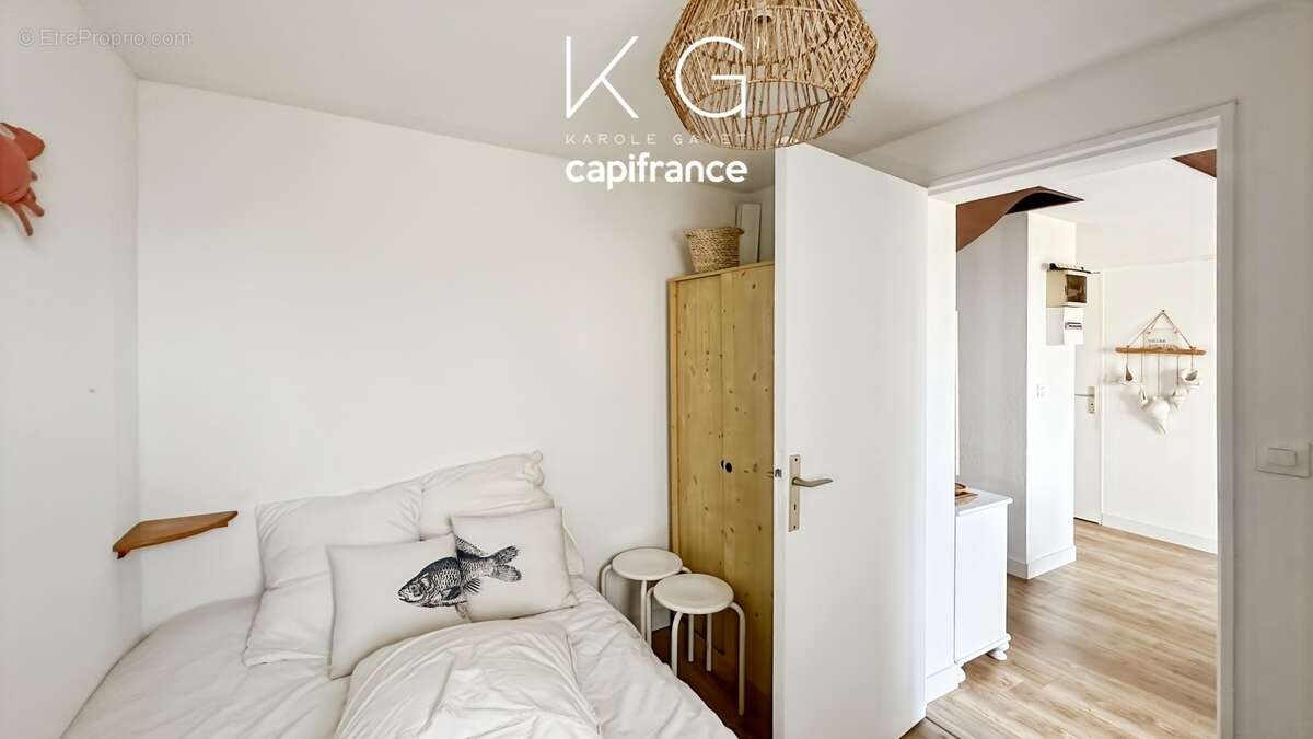 EXCLUSIVITE, à Tourgeville proche plage bel appartement en duplex 48 m2 à vendre 2 chambres, balcon et parking - photo 10