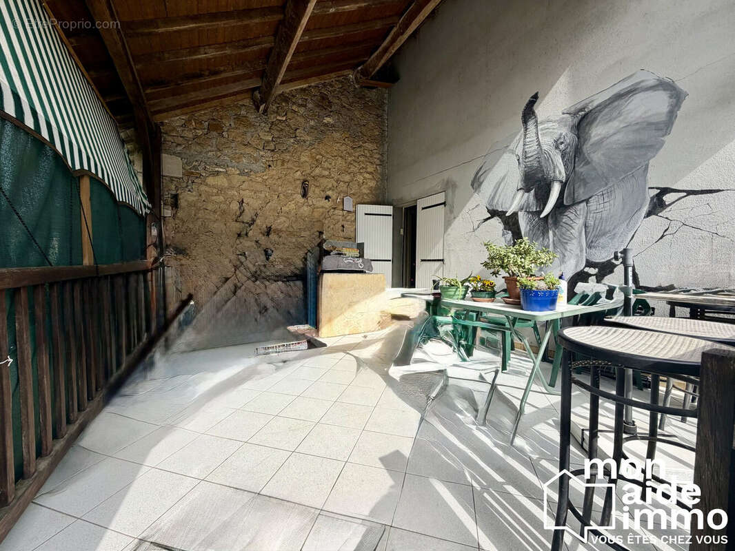 Maison à THIVIERS