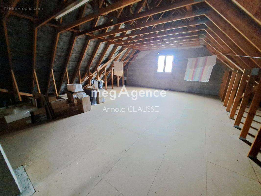 Maison à AUXI-LE-CHATEAU