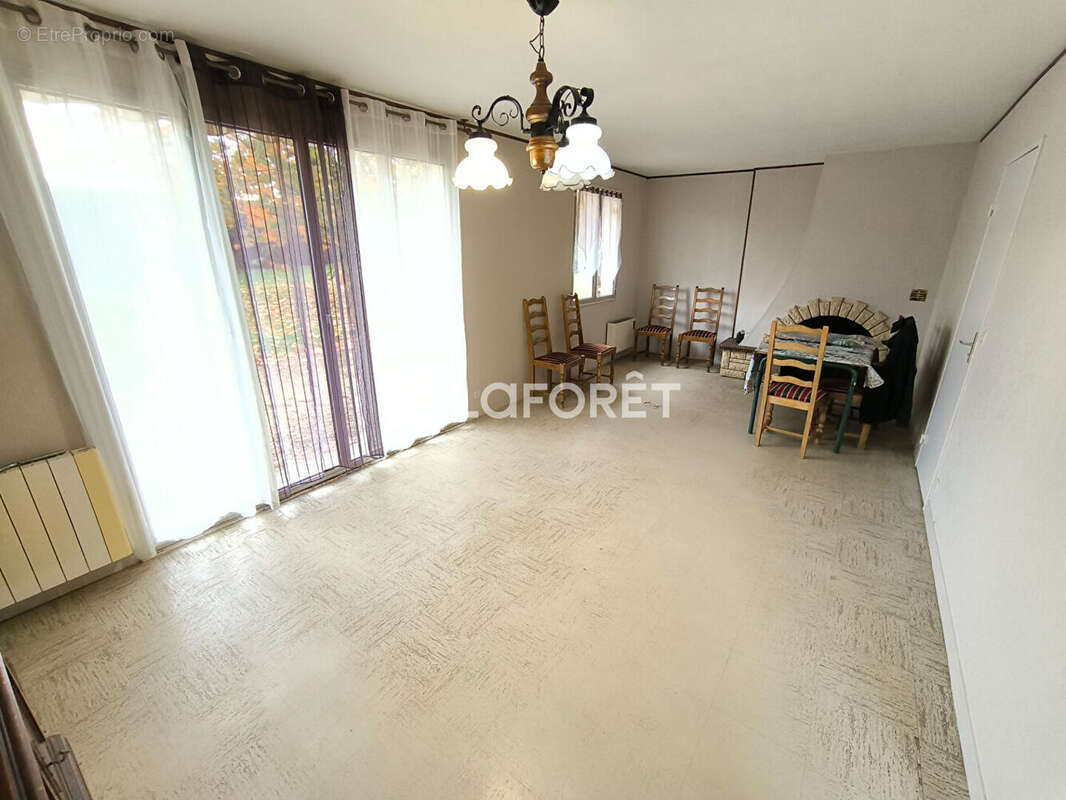 Maison à SAINT-ILLIERS-LA-VILLE