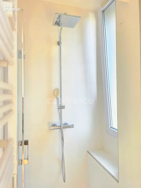 À vendre duplex haussmannien de 110 m² avec balcon et vue sur la tour eiffel à neuilly sur seine (92) - photo 9