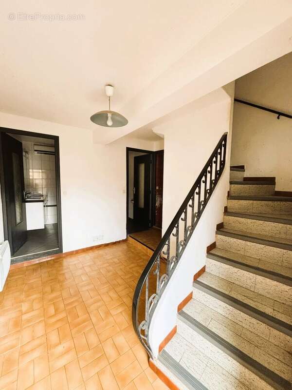 Maison à CAUNES-MINERVOIS