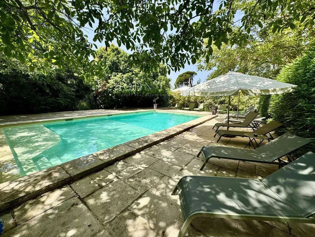 Vente bastide authentique du XVIe siècle – Cœur du Port de Sorgues - photo 4