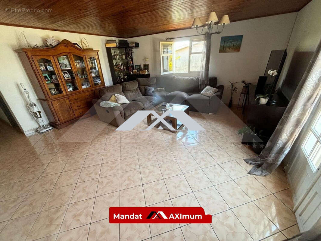 Appartement à PETITE-ILE