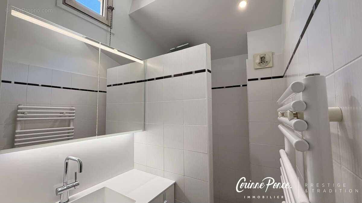 Nimes centre quartier residentiel cigale superbe appartement p5 terrasses cave parking prive dans residence av - photo 13
