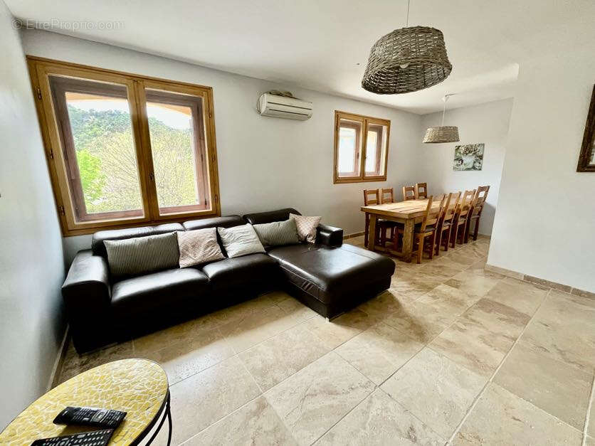 Maison à PROPIAC