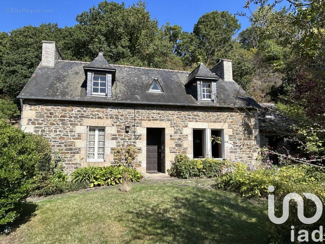 Photo 1 - Maison à SAINT-CLET