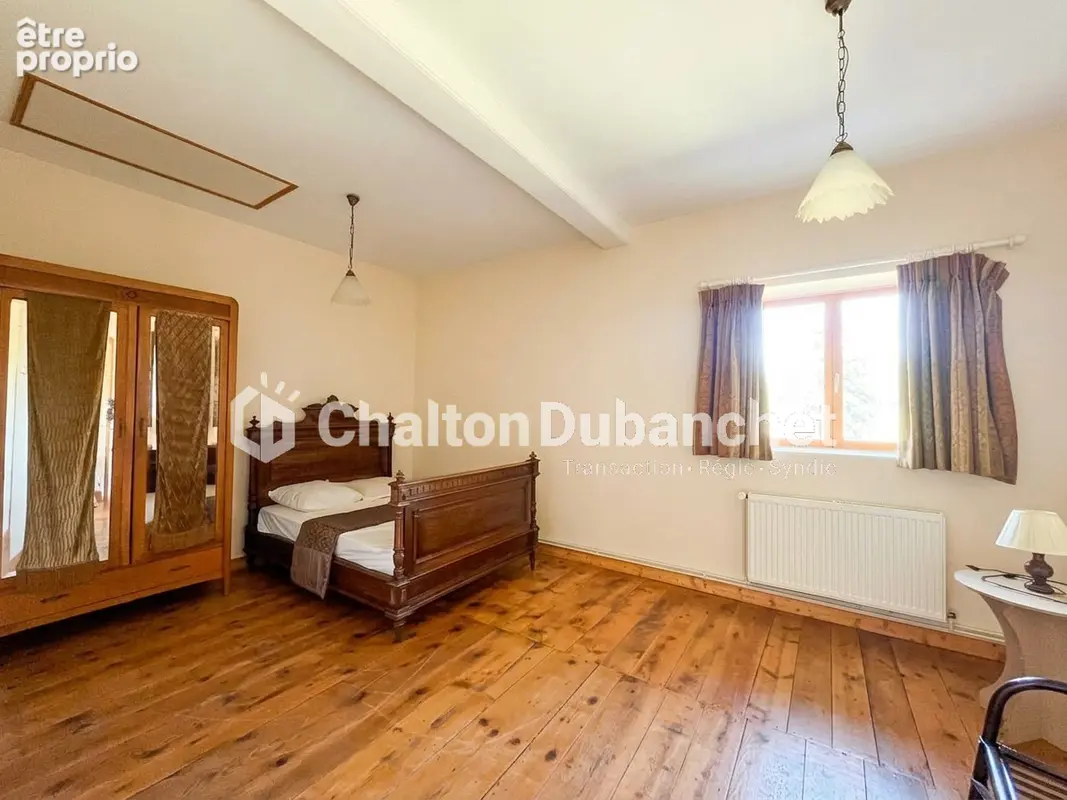 Maison 6 pièces 240 m² à vendre à Mornand-En-Forez (42600) - photo 8