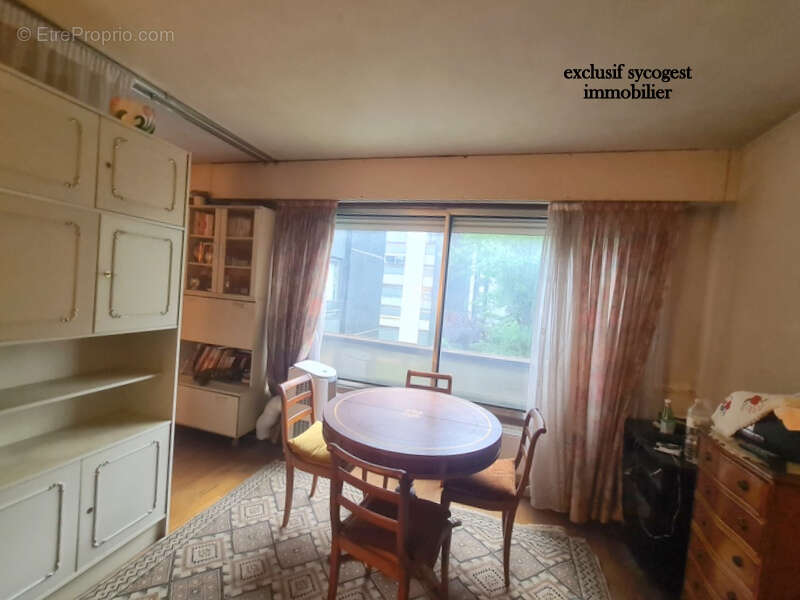 Appartement à PARIS-19E