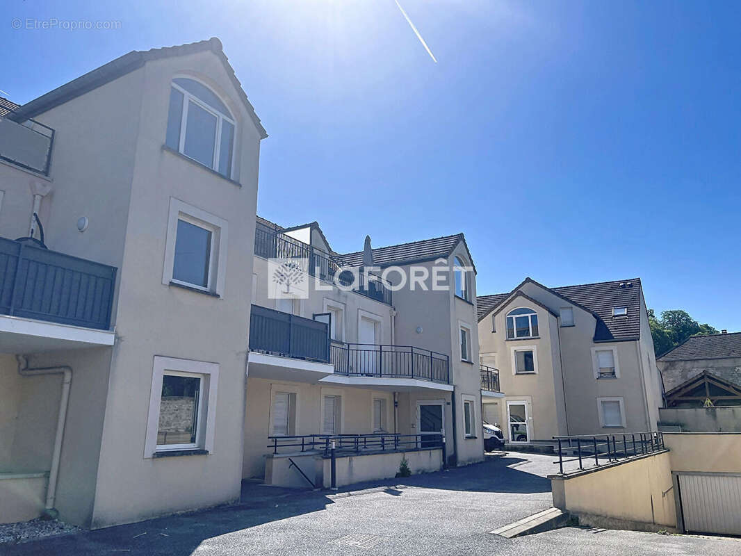 Appartement à AUBERGENVILLE