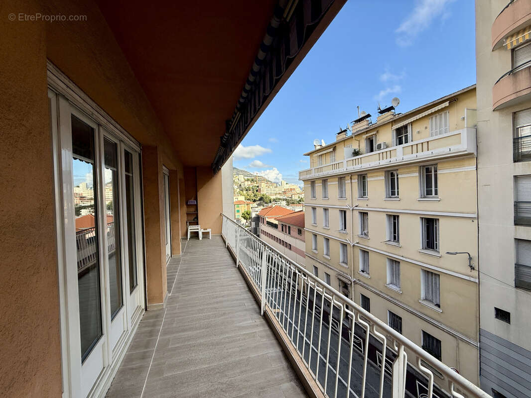 Appartement à BEAUSOLEIL