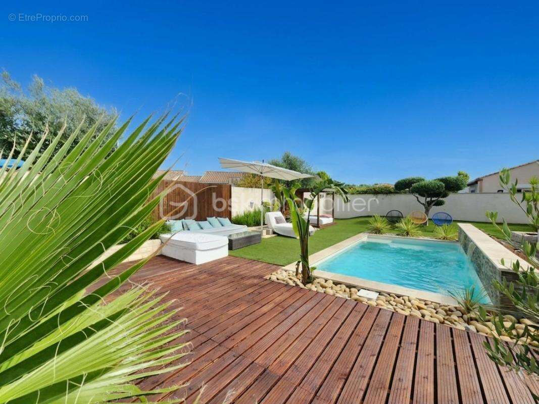 Villa de Plain-Pied avec Piscine – Charme et Confort à Nézignan-l'Évêque - photo 2