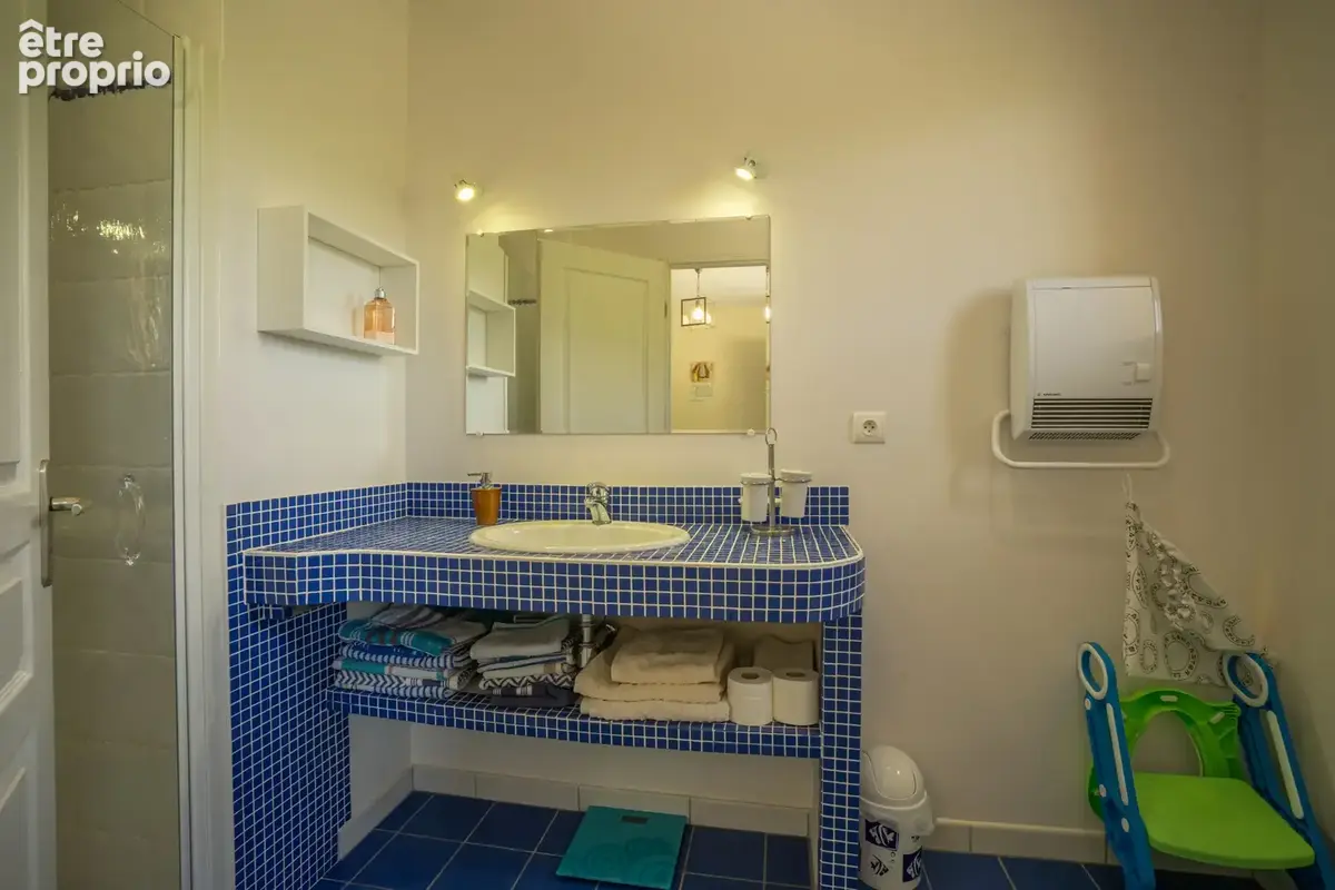 Belle maison contemporaine avec piscine, grand terrain et vue sur la campagne - photo 18