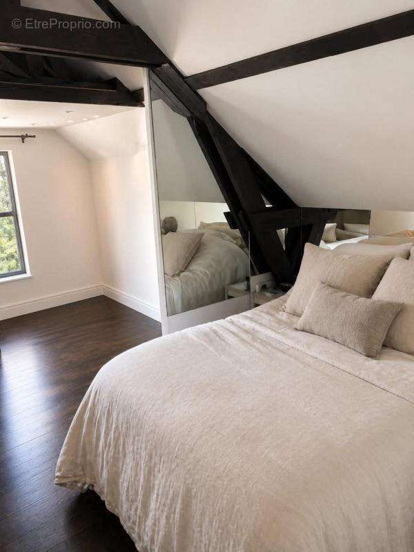 NOUVEAUTÉ !! Bel appartement hyper-centre-ville, vue Mayenne - photo 7