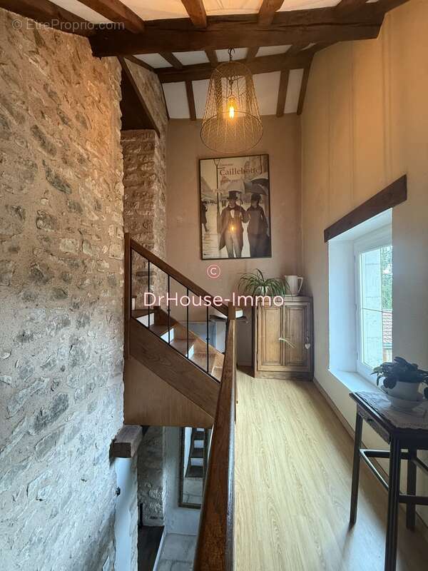 Maison à SAINT-MARCEL