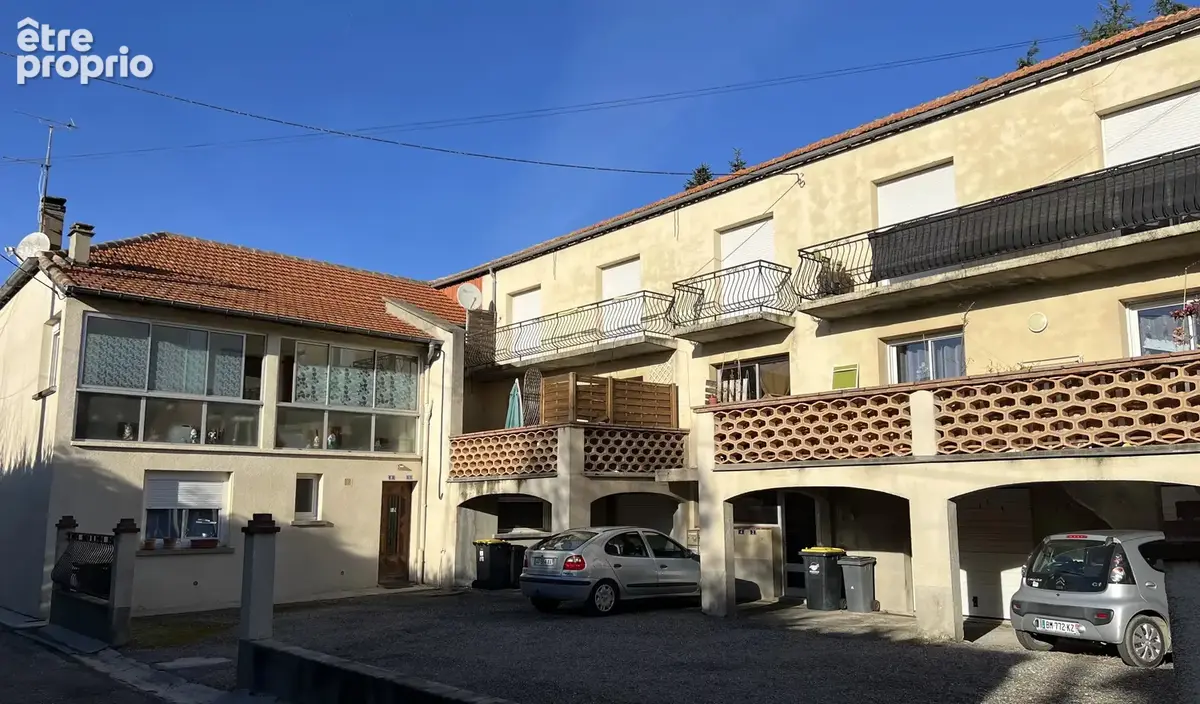 Appartement à LAVIT