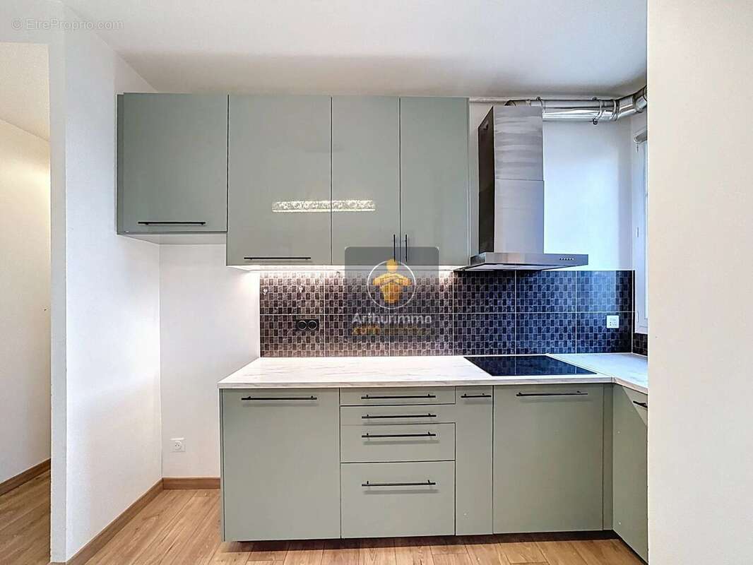 Appartement à SAINT-MAUR-DES-FOSSES