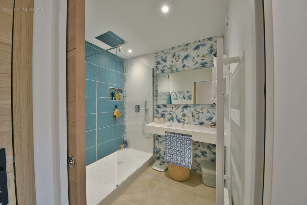 Appartement à BRIVE-LA-GAILLARDE