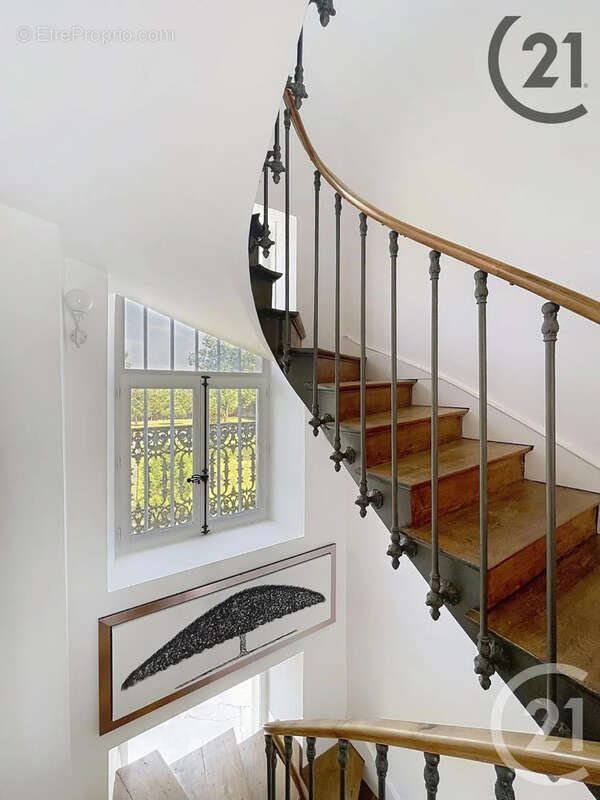 Maison à CHAMPS-SUR-YONNE